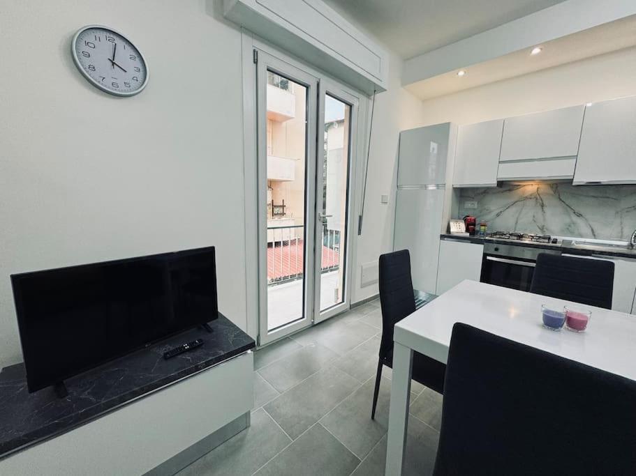 Casa Victoria A Due Passi Dall'Ariston Internet Gratis Sanremo Exteriér fotografie
